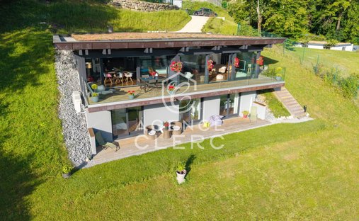 Villa in Gare, Annecy, France 1