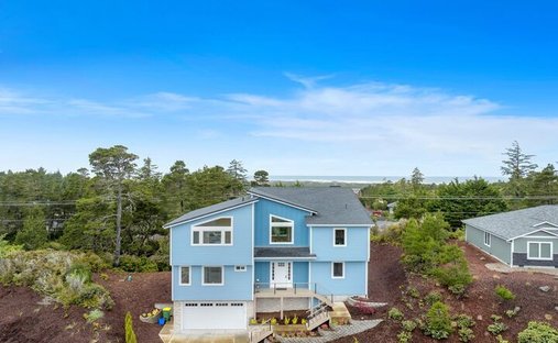 House in Florence, Oregon, United States 1