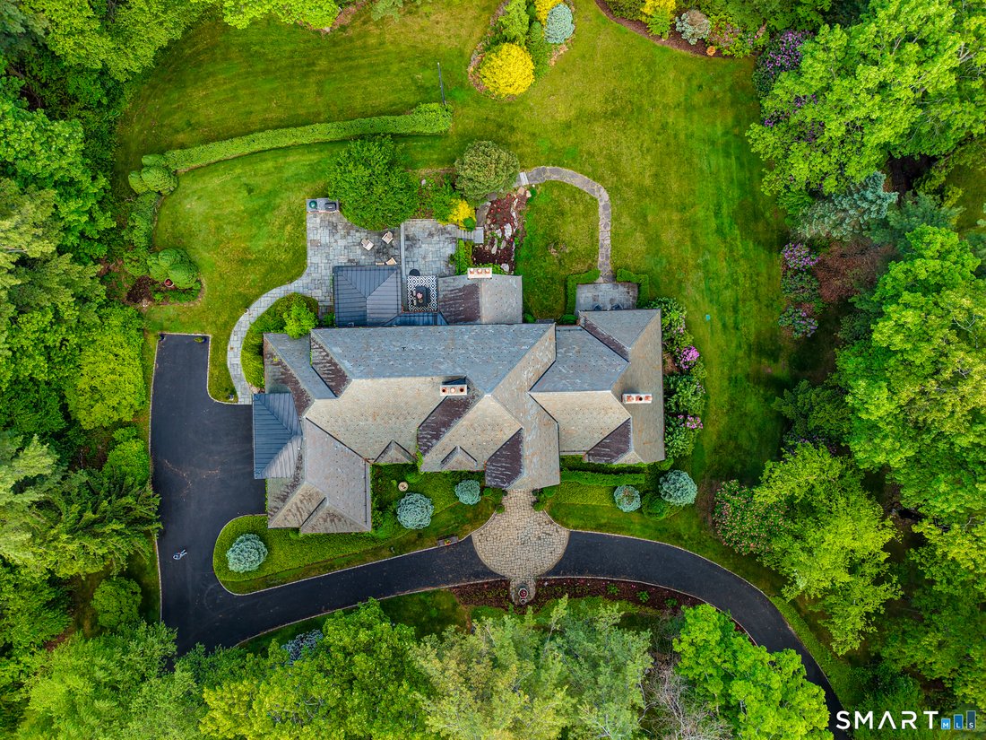House in Avon, Connecticut, United States 2 - 18155623