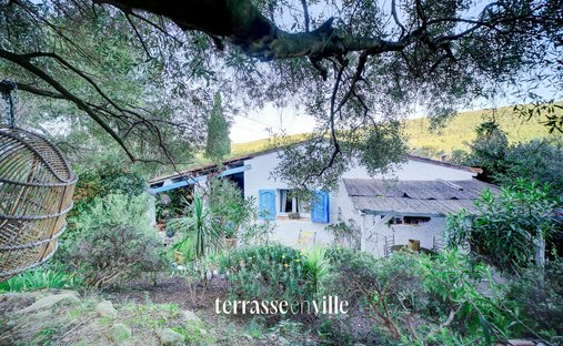 House in Ceyreste, Provence-Alpes-Côte d'Azur, France 1