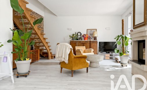 House in Perthes, Ile-de-France, France 1