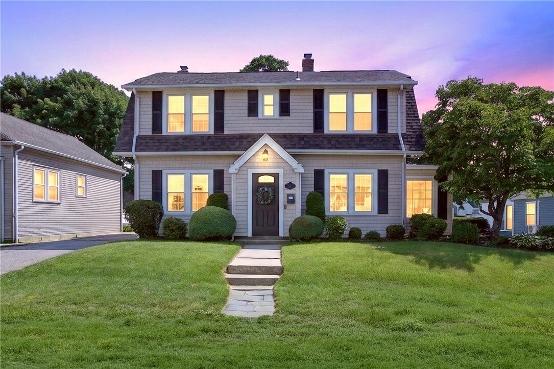 House in Cranston, Rhode Island, United States 3 - 18079671