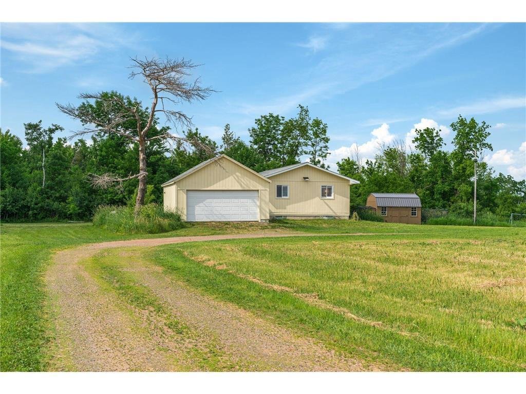 House in Turtle Lake, Wisconsin, United States 3 - 18154666