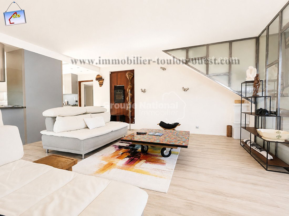 Villa in Le Faron-Fort-Rouge, Toulon, France 3 - 18156952