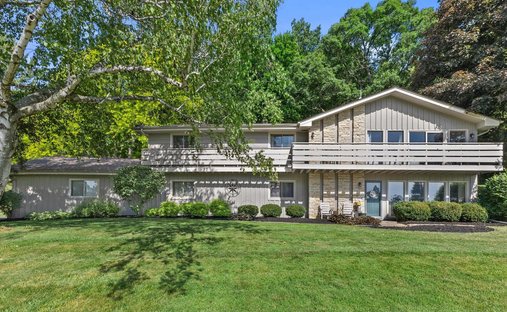 House in Waukesha, Wisconsin, United States 1