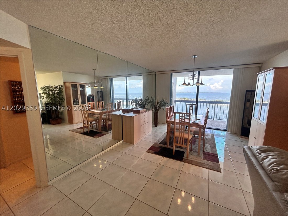 Condo in Miami, Florida, United States 3 - 18160223