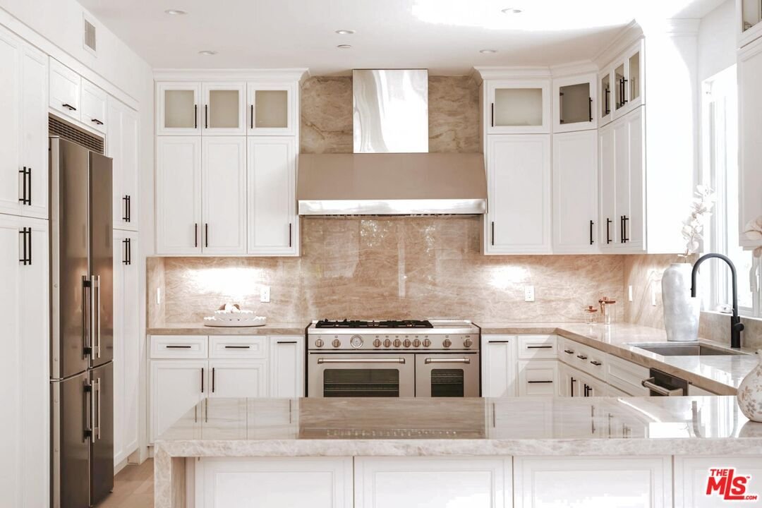 Condo in Los Angeles, California, United States 4 - 17491552