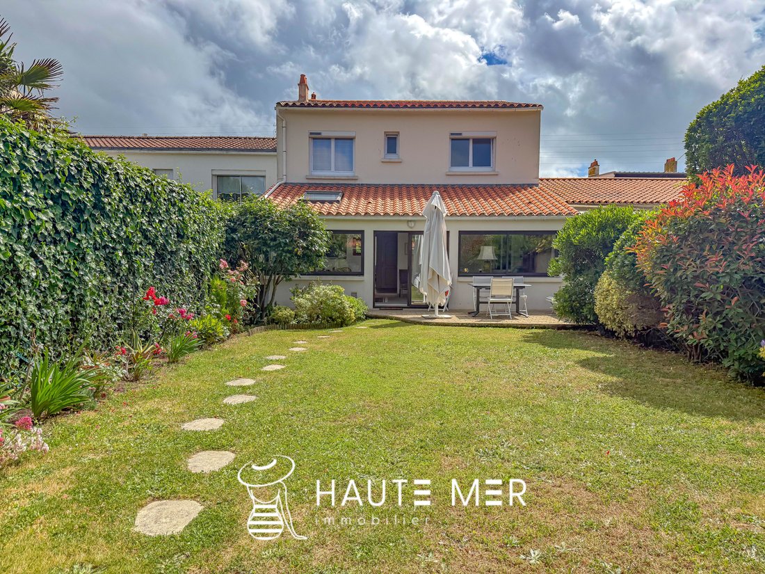 House in Gare-Saint Michel, Les Sables-d'Olonne, France 2 - 18163181