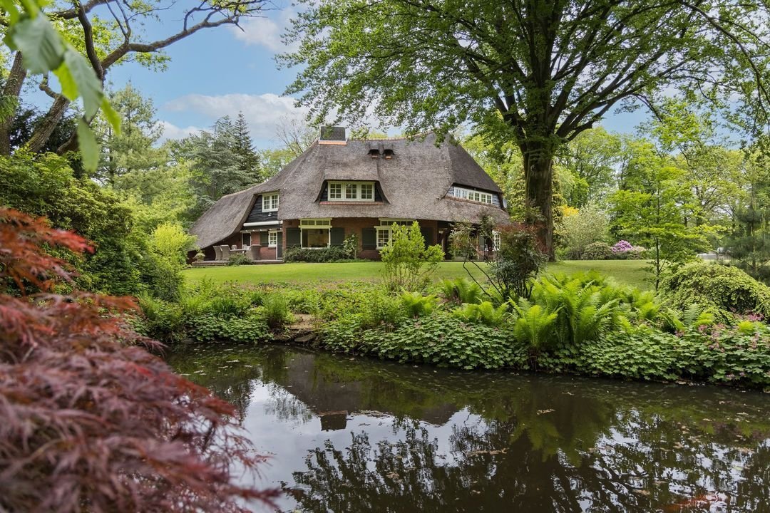 Estate in Enschede, Overijssel, Netherlands 3 - 18163900