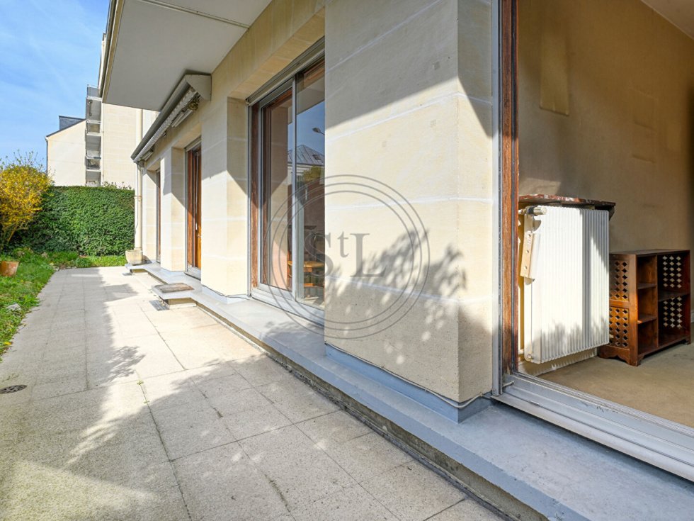 Apartment in Domaine National du Château, Versailles, France 1 - 18167369