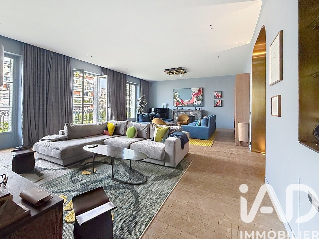 Apartment in Porte Dauphine, Paris 16e Arrondissement, Paris 2 - 18161402
