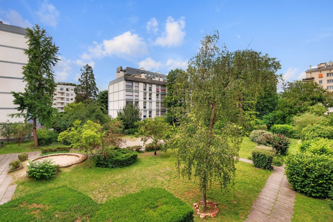Apartment in Reine-Mairie, Boulogne-Billancourt, France 3 - 18163142