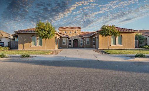 House in Visalia, California, United States 1