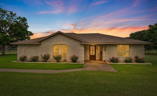 House in Seagoville, Texas, United States 1
