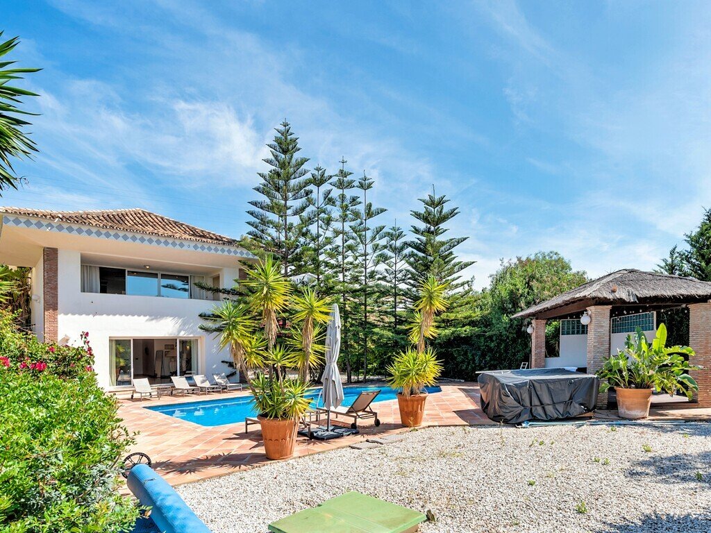 Villa in Benahavis, Andalusia, Spain 2 - 18048803