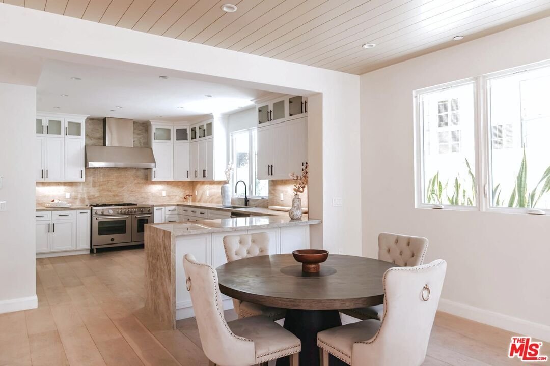 Condo in Los Angeles, California, United States 2 - 17491552
