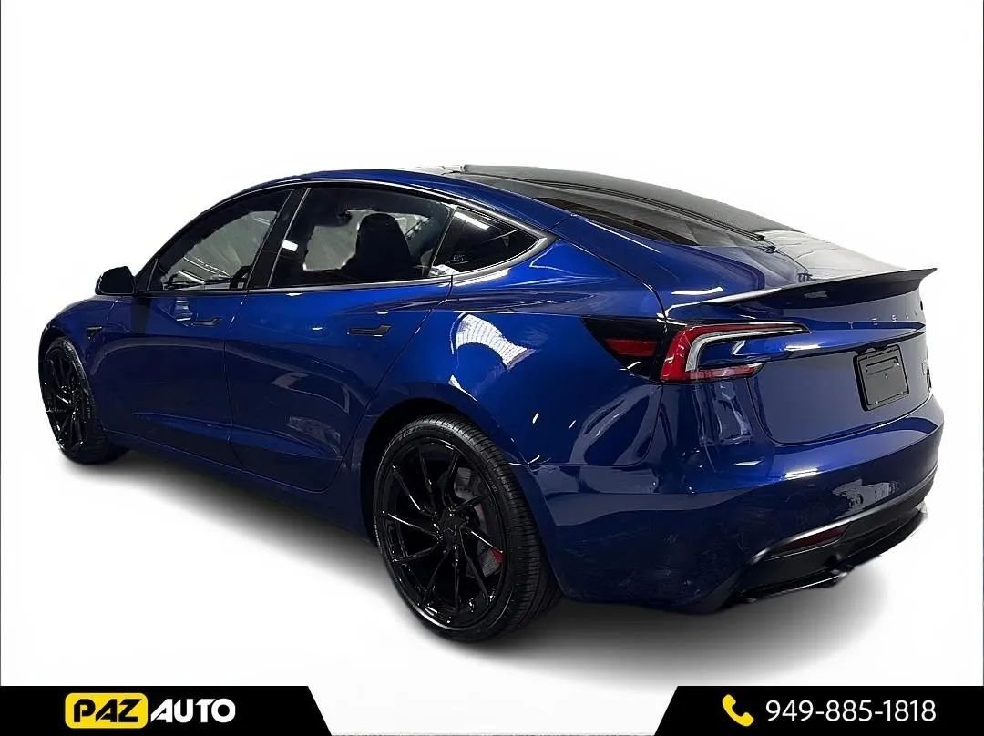 Sedan in Laguna Hills, CA, United States 3 - 17658233