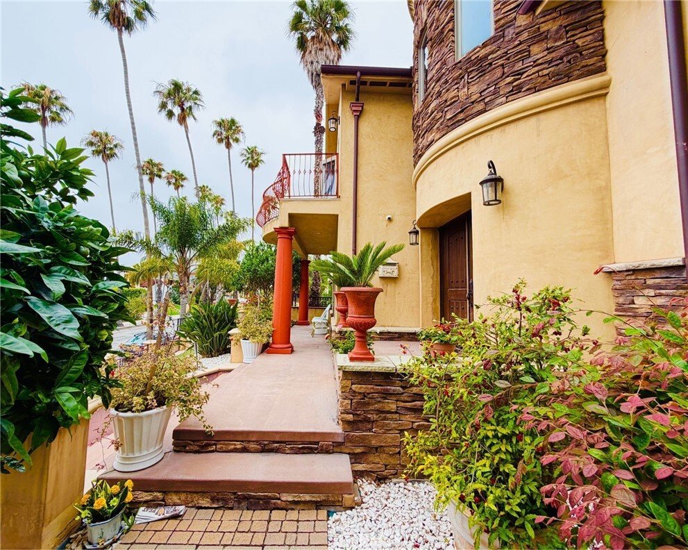 House in Signal Hill, California, United States 2 - 18154914