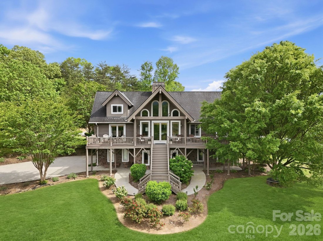 House in Hendersonville, North Carolina, United States 1 - 17859920