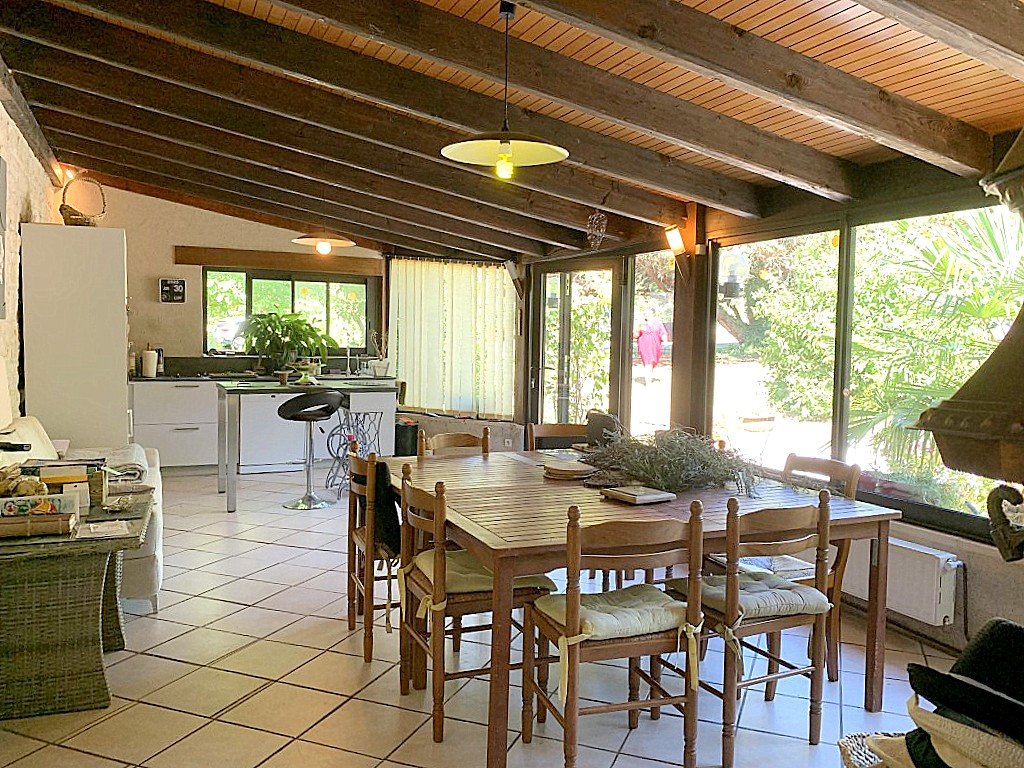 Villa in Montcuq, Montcuq-en-Quercy-Blanc, France 5 - 18157008