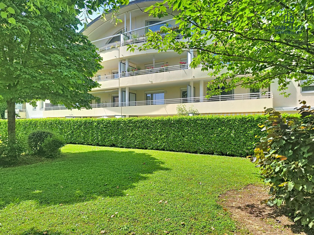 Apartment in Ferney-Voltaire, Auvergne-Rhône-Alpes, France 3 - 18157150