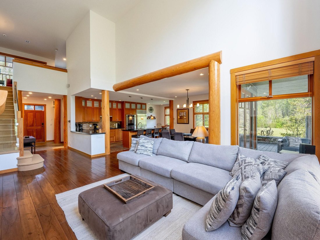House in Whistler, British Columbia, Canada 4 - 18161709