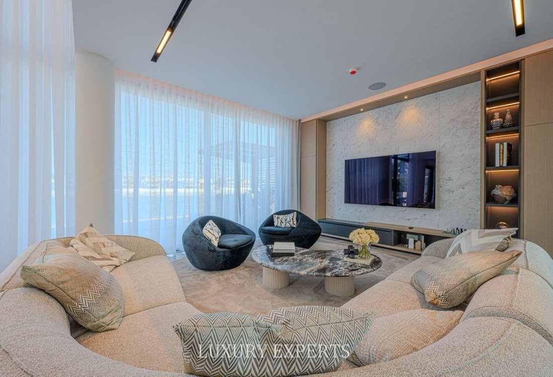 Villa in Palm Jumeirah, Dubai, United Arab Emirates 5 - 18155646