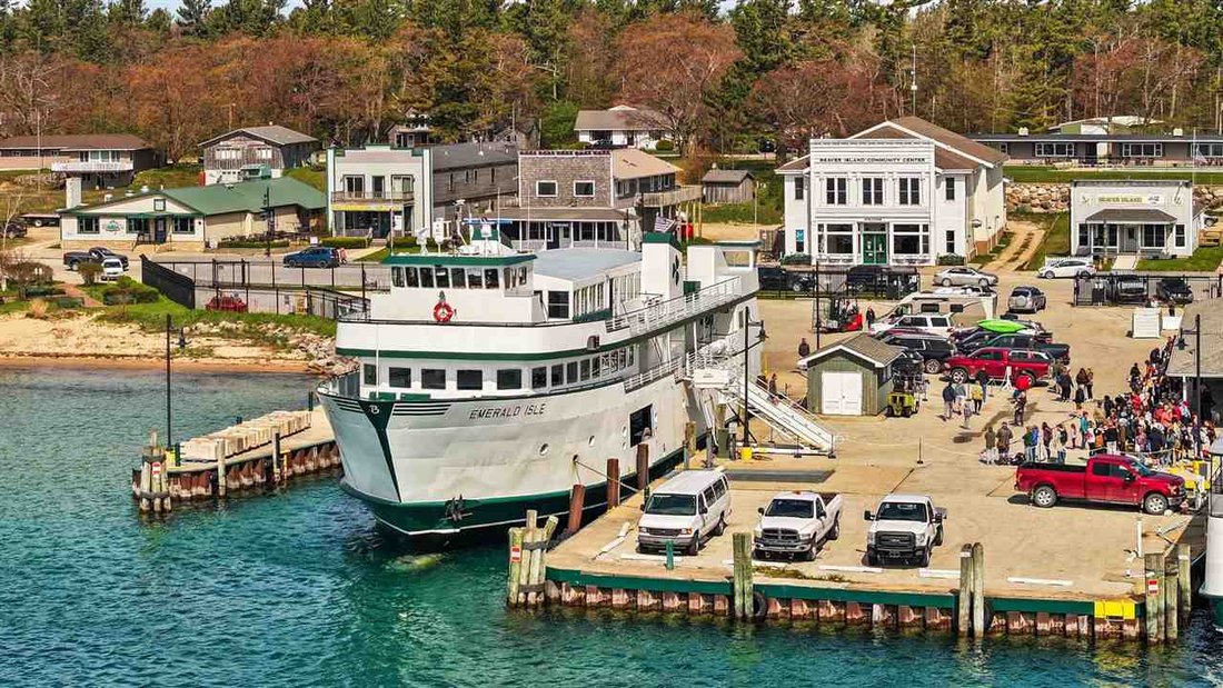 Land in Beaver Island, Michigan, United States 4 - 18159954