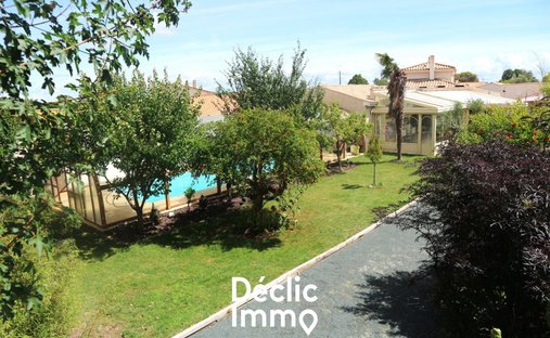 House in La Jarrie, Nouvelle-Aquitaine, France 1