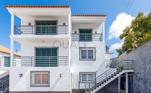 House in Imaculado Coracao de Maria, Madeira, Portugal 1