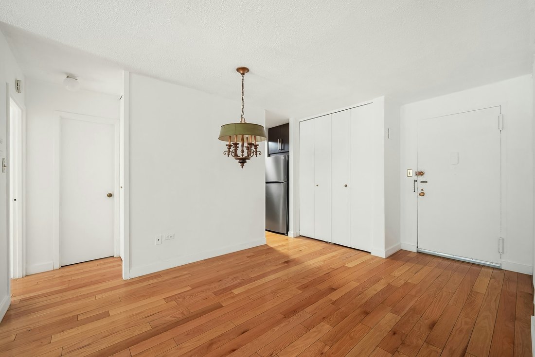 Co Op in New York, New York, United States 2 - 17099611