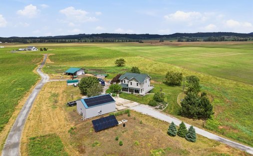 House in Mead, Washington, United States 1