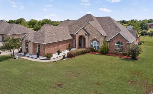 House in Talty, Texas, United States 1