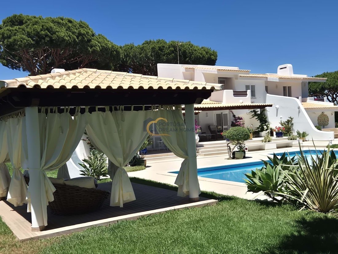 Villa in Olhos de Agua, Algarve, Portugal 2 - 16501475