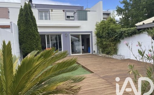 House in Saige Sud, Pessac, France 1