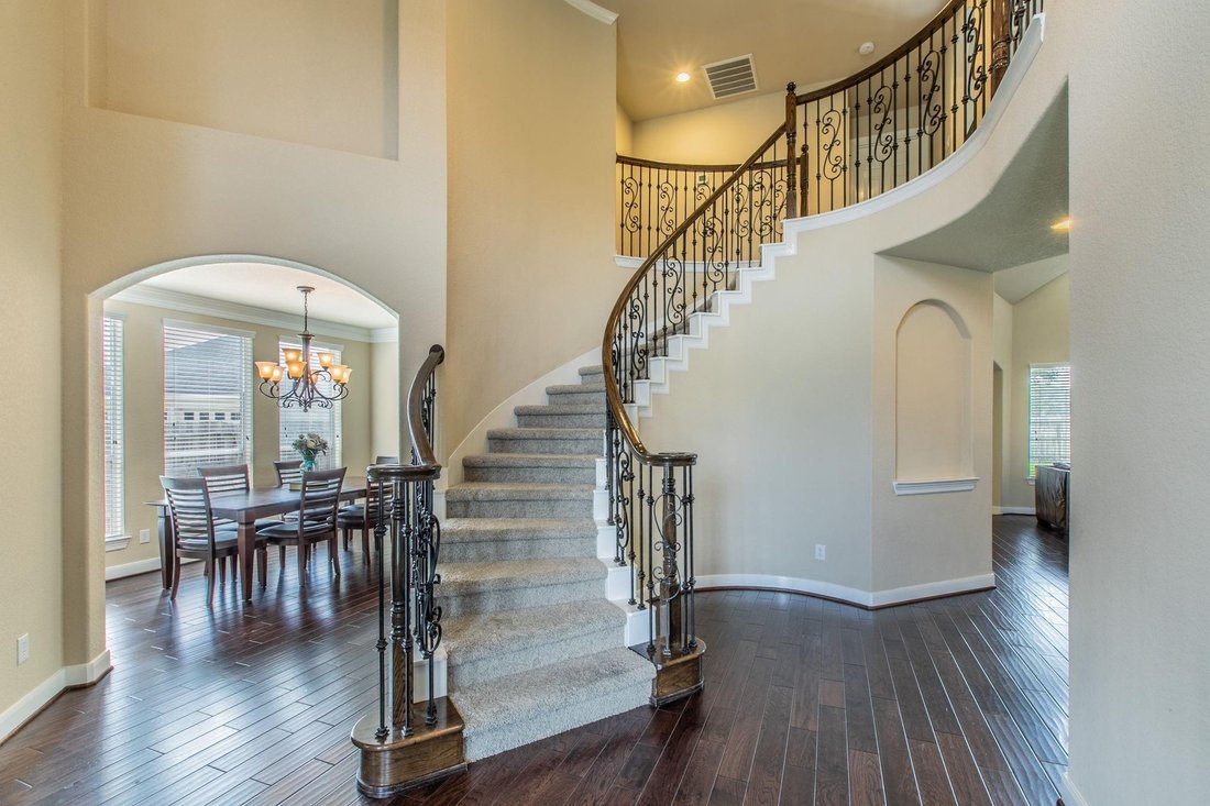 House in Sugar Land, Texas, United States 2 - 18159801