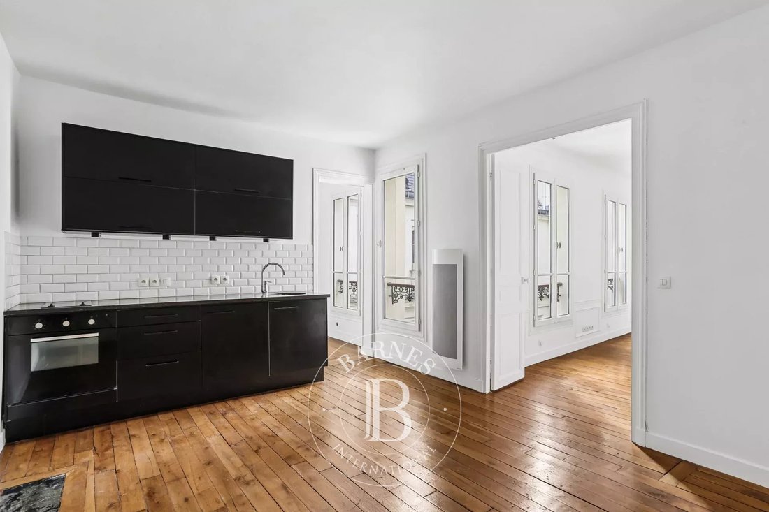 Apartment in Porte Dauphine, Paris 16e Arrondissement, Paris 4 - 18154357