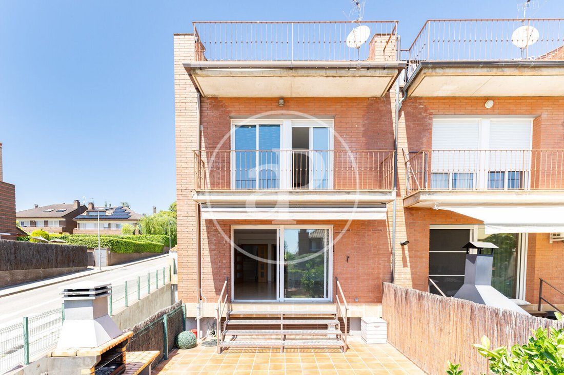 Villa in Eixample, Barcelona, Spain 3 - 18163478