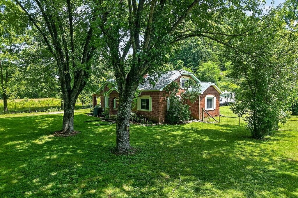 House in Whitleyville, Tennessee, United States 1 - 18159931