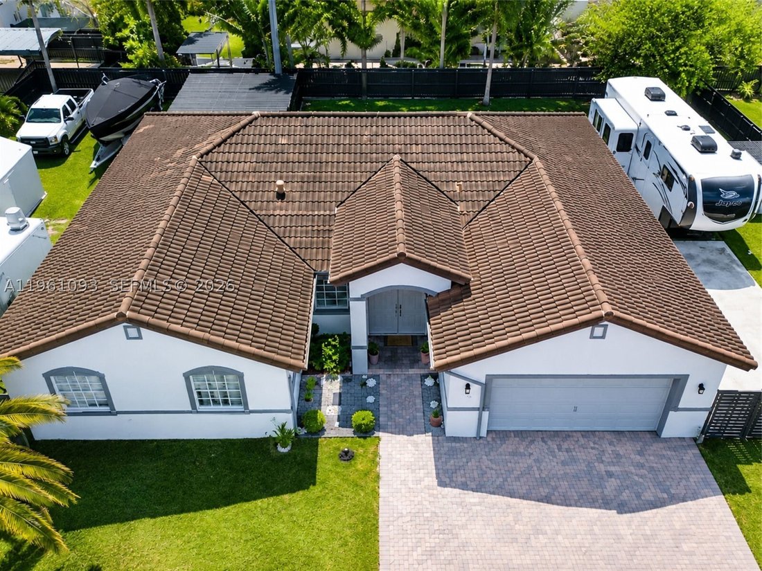House in Homestead, Florida, United States 3 - 17202744
