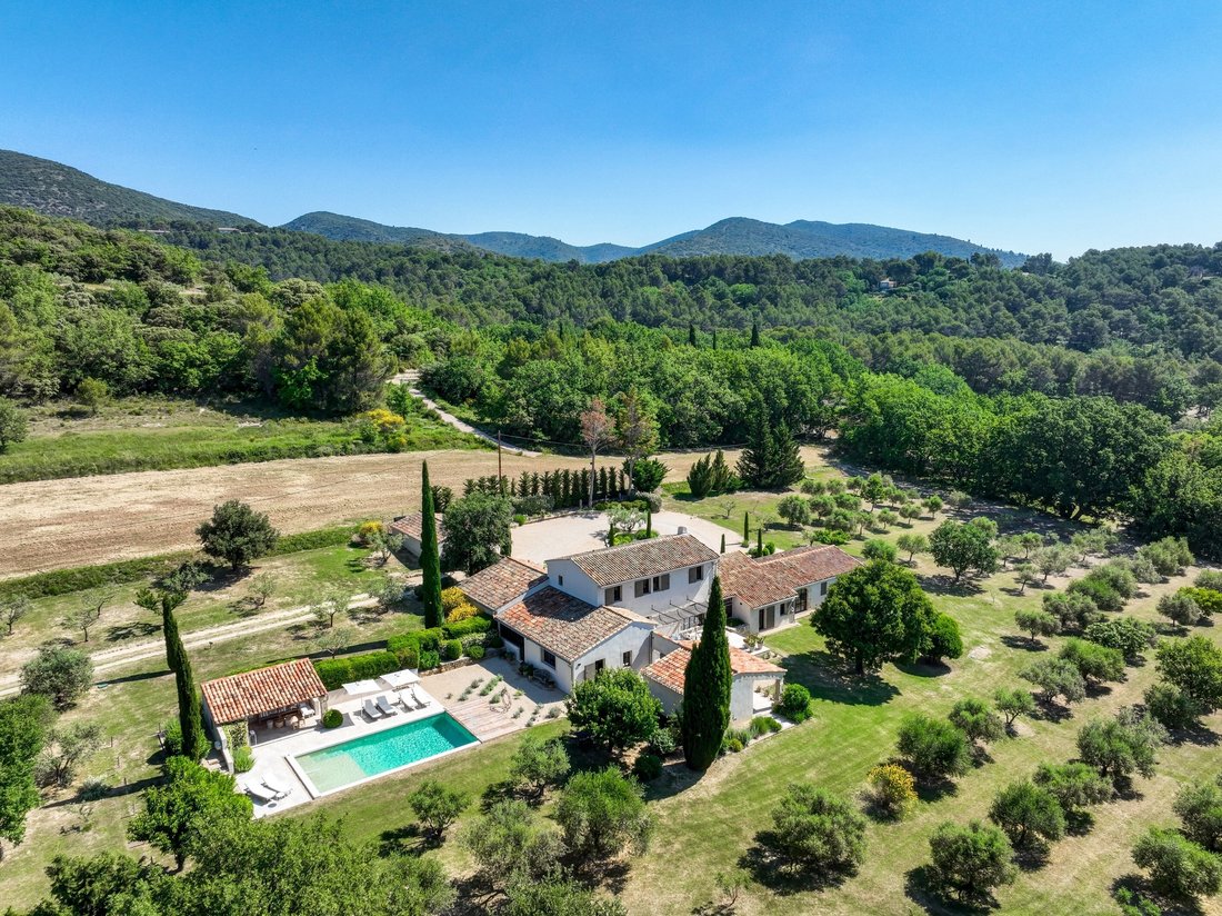 House in Le Tholonet, Provence-Alpes-Côte d'Azur, France 1 - 18160297