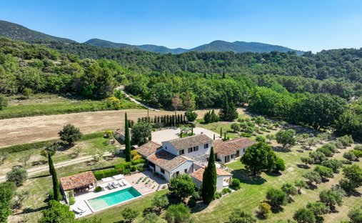 House in Le Tholonet, Provence-Alpes-Côte d'Azur, France 1