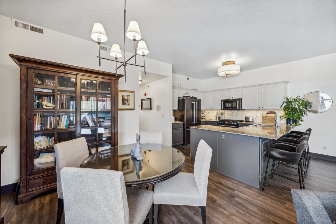 Condo in Park City, Utah, United States 5 - 18159845