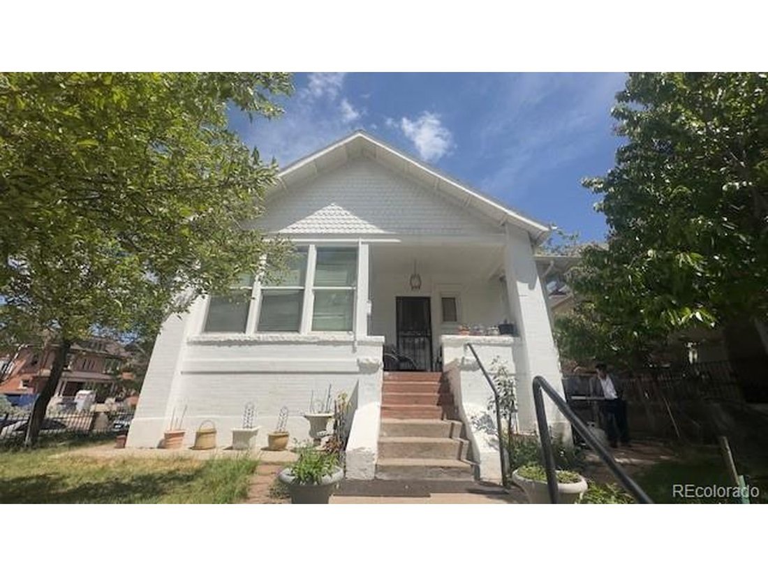 Denver, Colorado, United States 1 - 18169800