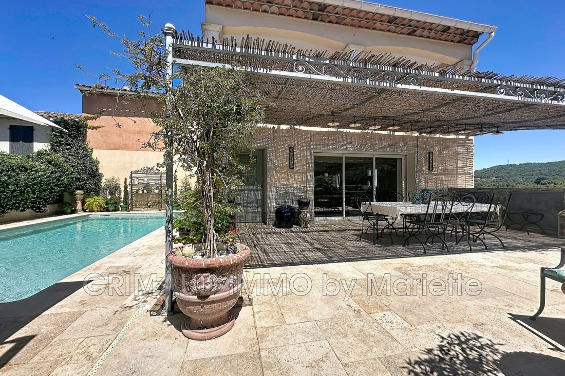 Villa in La Garde-Freinet, Provence-Alpes-Côte d'Azur, France 1 - 18163216