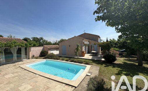 House in Châteauneuf-de-Gadagne, Provence-Alpes-Côte d'Azur, France 1
