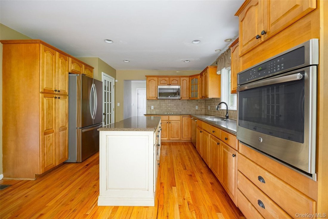 House in Pleasant Valley, New York, United States 4 - 17879378