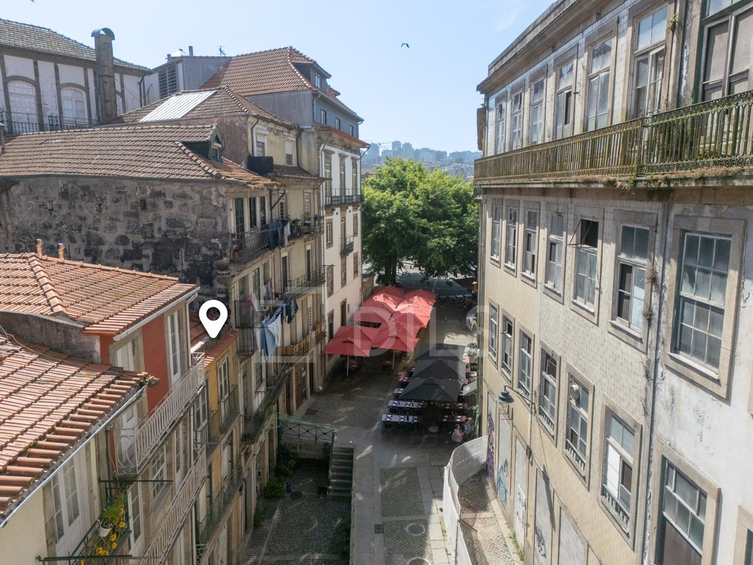 Apartment in Cedofeita, Santo Ildefonso, Se, Miragaia, Sao Nicolau e Vitoria, Porto District, Portugal 2 - 18156647