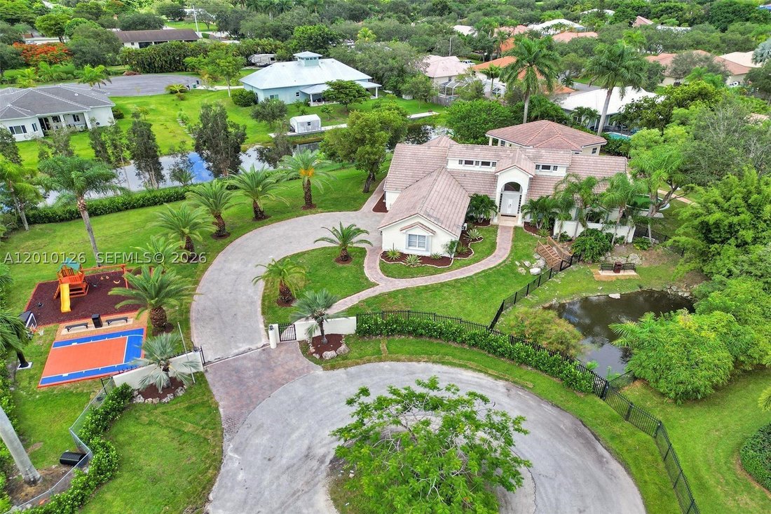 House in Southwest Ranches, Florida, United States 3 - 18171584