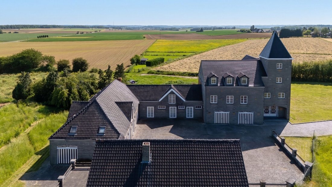 Villa in Anhee, Wallonia, Belgium 4 - 18156887